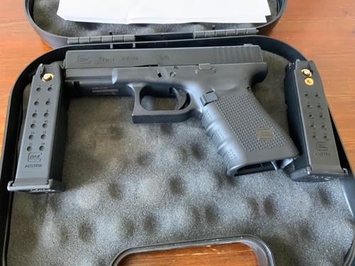 More information about "VFC Glock 19"