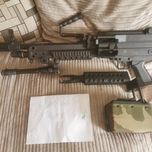 More information about "Cybergun m249 para"