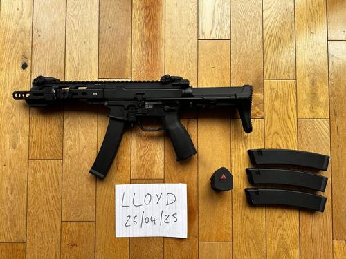 More information about "KWA QRF Mod 1 (never used on field) - £200"