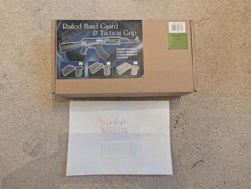 More information about "CYMA C49 Handguard Set"