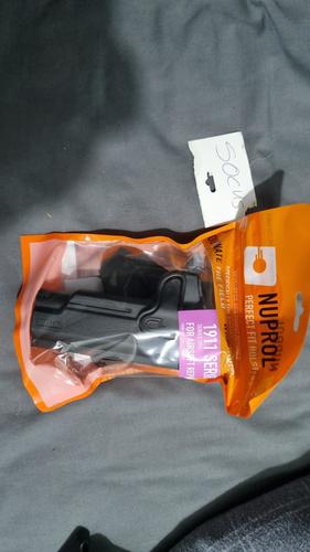 More information about "BNIB 1911 Holster"