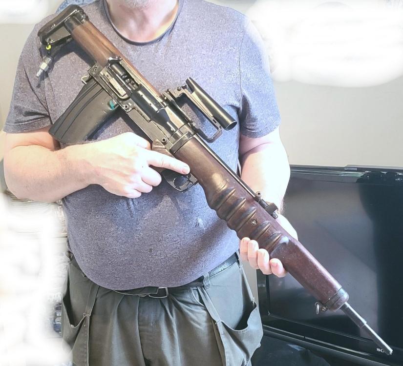 EM2 Prototype 10 2025_2.jpg